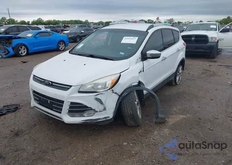 2014 Ford Escape Se z USA, uszkodzony, nr VIN 1FMCU0GXXEUC36770